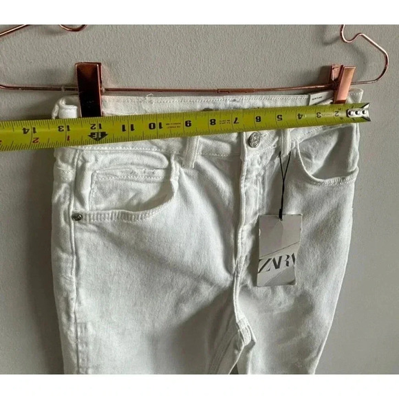 Zara Slim Flare Womens Distressed Knee Denim Jeans White Sz 4 - Picture 8 of 13